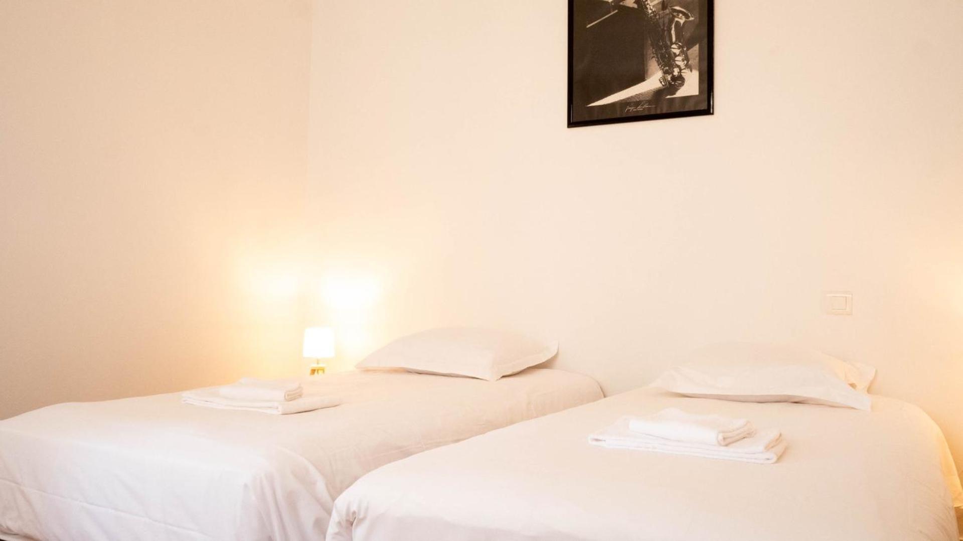 Ferienwohnung Le Puit De Lumiere - Comfortable T3 In Poitiers! Exterior foto